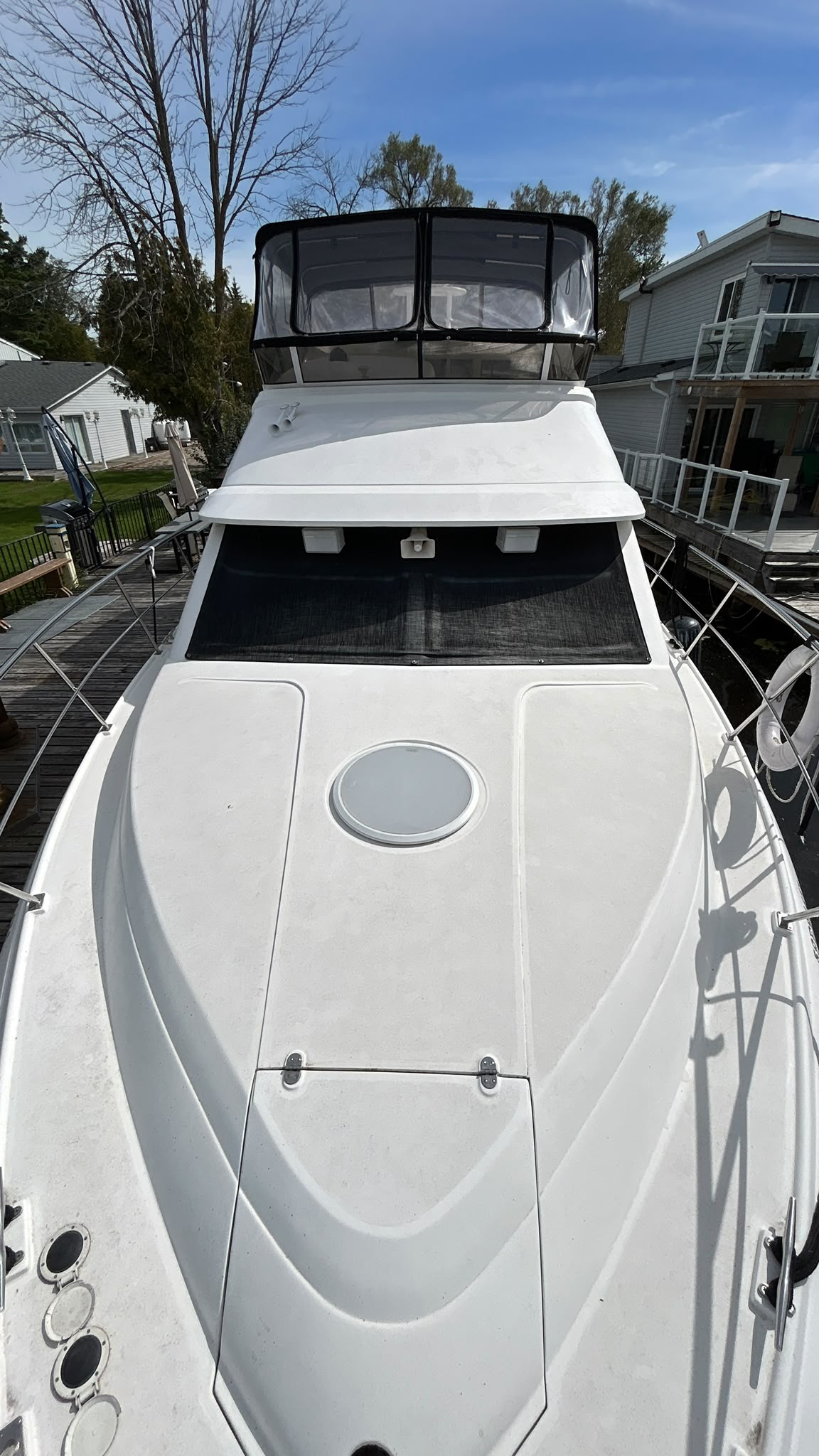 1999 Cruisers 3750 Motor Yacht, hero