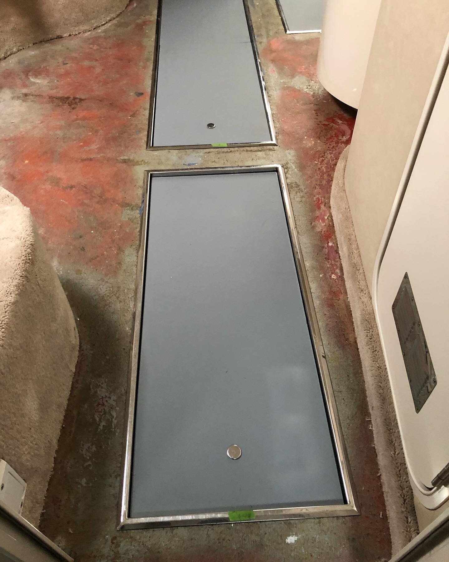 Marine service work